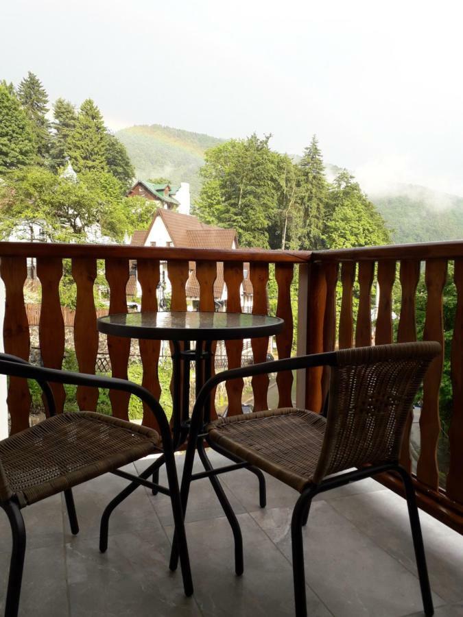 Hotel Lanobila Sinaia Zimmer foto